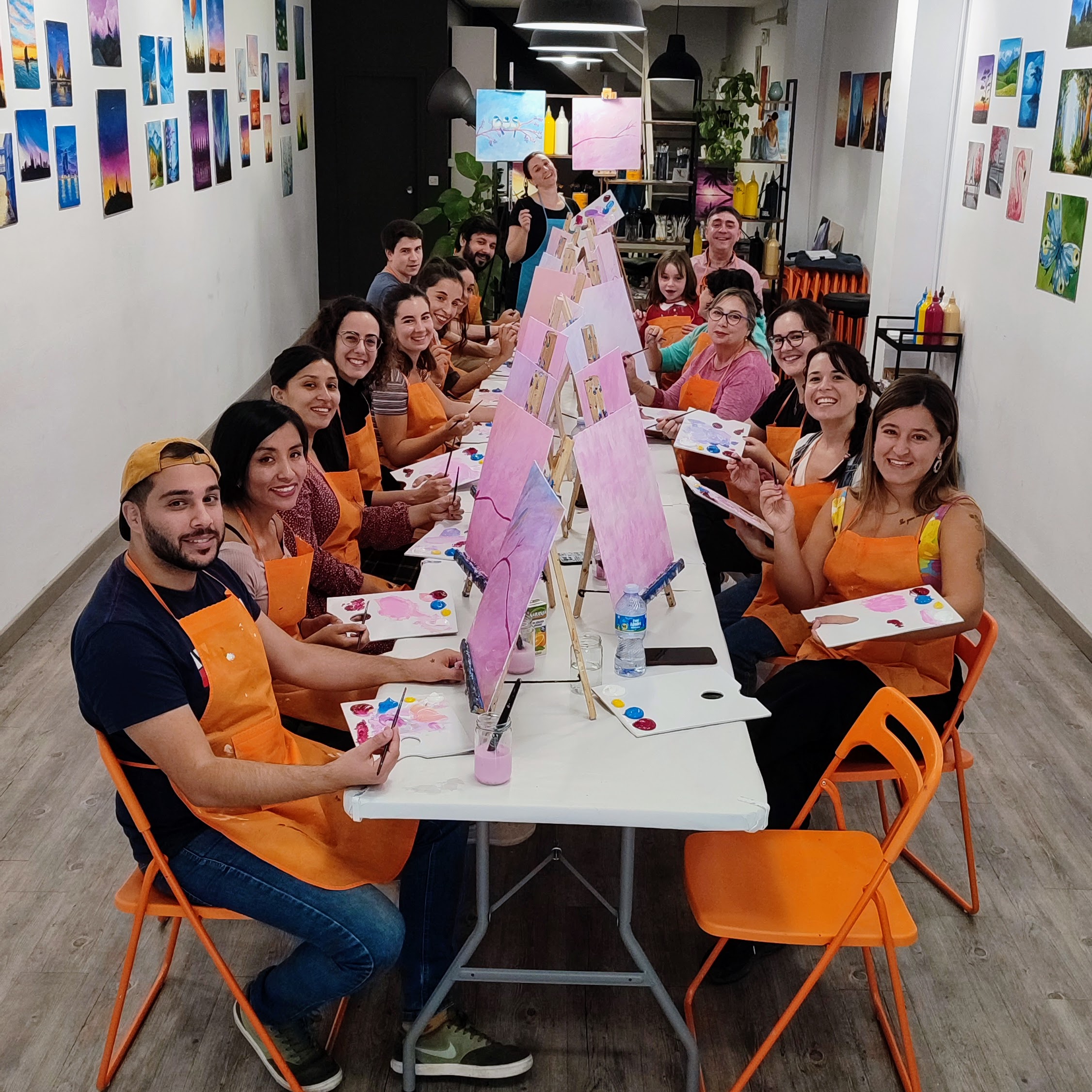 Petirrojos pintar actividades con niños familia pintura arte Barcelona Pincelea